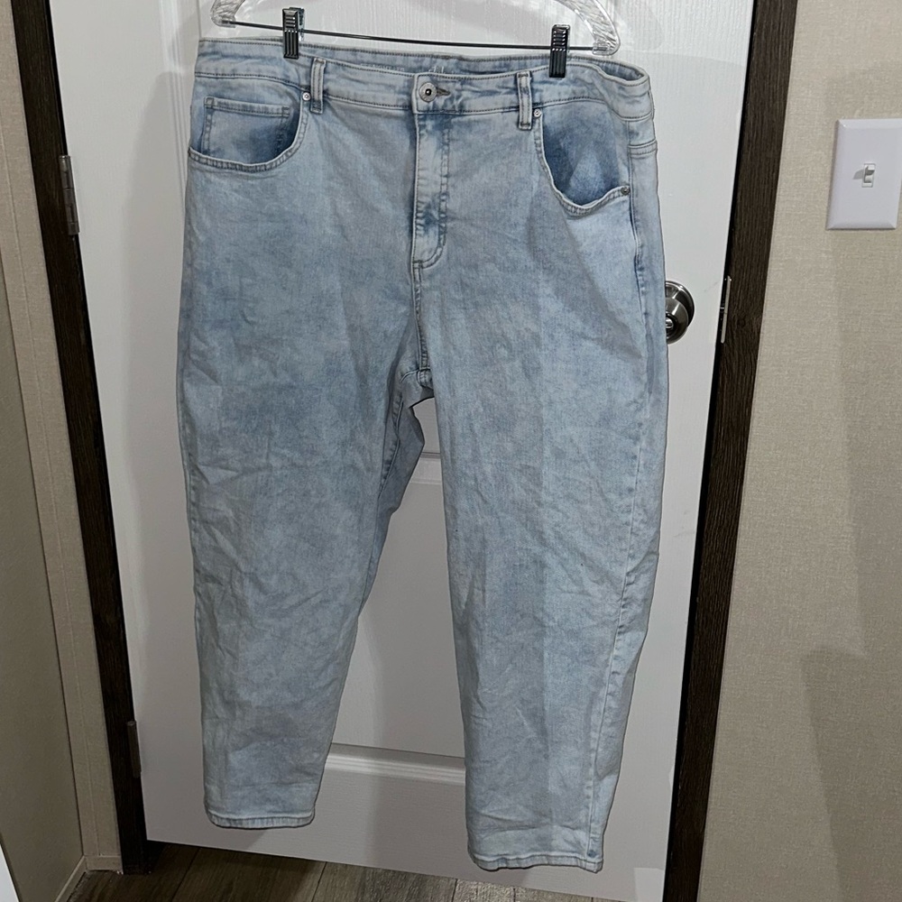 Style & Co straight leg acid wash denim jeans